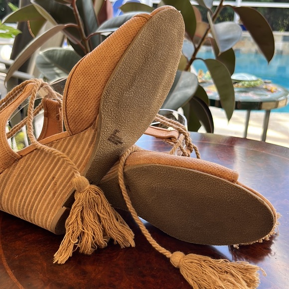 COCONUTS by Matisse wedge heels with tassel ties SIZE 10M - Picture 8 of 8